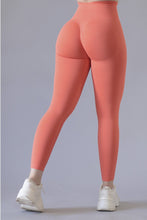 Cargar imagen en el visor de la galería, LEGGINS SWEET SCRUNCH LIVING CORAL
