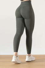 Cargar imagen en el visor de la galería, LEGGINS VERDE BG 2217
